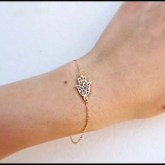 Hamsa Hand Protection Bracelet ✋ Delicate Bracelet - Picture 2 of 3
